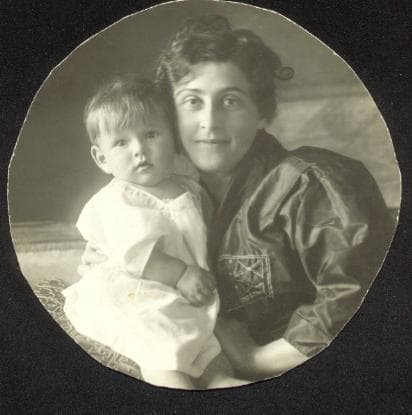 MAYA KOSSMAN